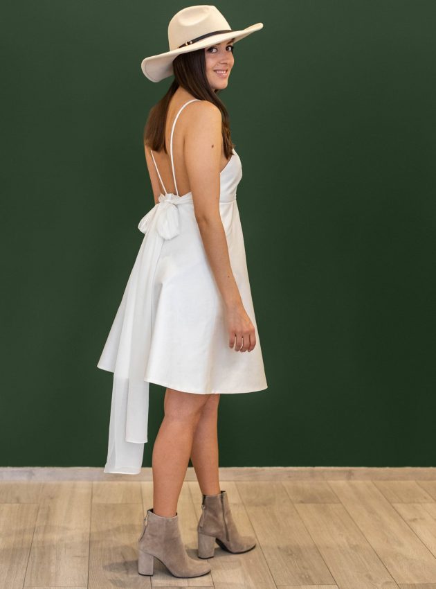 Hochzeitskleid kurz Schleife