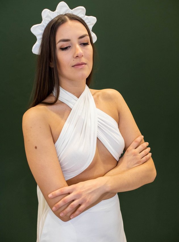 Wickeloberteil mit Kopfschmuck2